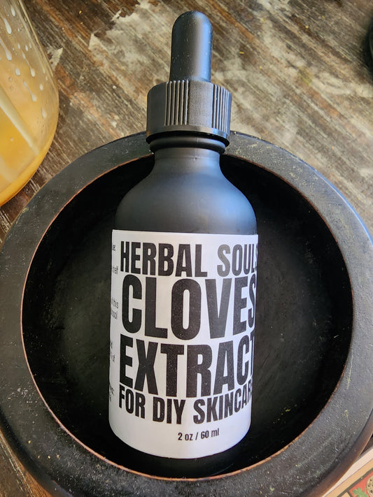 Clove Extract for DIY Skincare